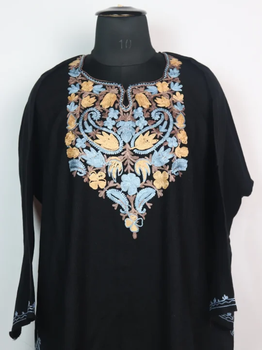 Black Kashmiri Pheran Cashmilon Wool With Aari Kadhai Mehr - Image 2