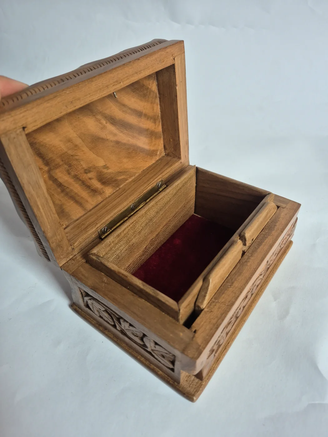 Beautiful Kashmiri Hand Carved Walnut Wood Box | Imran - Image 8