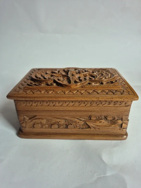 Kashmiri Hand Carved Walnut Wooden Box for Jewelry, Ornaments | Lazeez - Image 2
