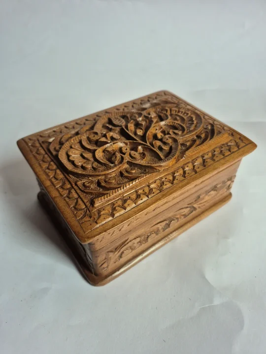 Kashmiri Hand Carved Walnut Wooden Box for Jewelry, Ornaments | Lazeez - Image 3