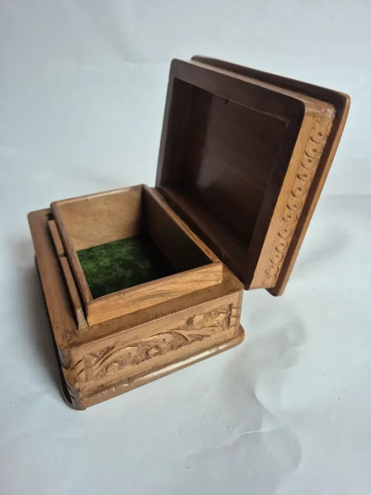 Kashmiri Hand Carved Walnut Wooden Box for Jewelry, Ornaments | Lazeez - Image 6