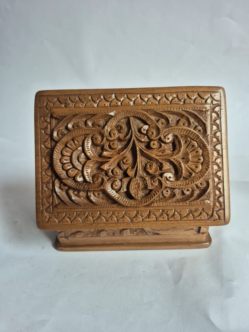 Kashmiri Hand Carved Walnut Wooden Box for Jewelry, Ornaments | Lazeez - Image 7