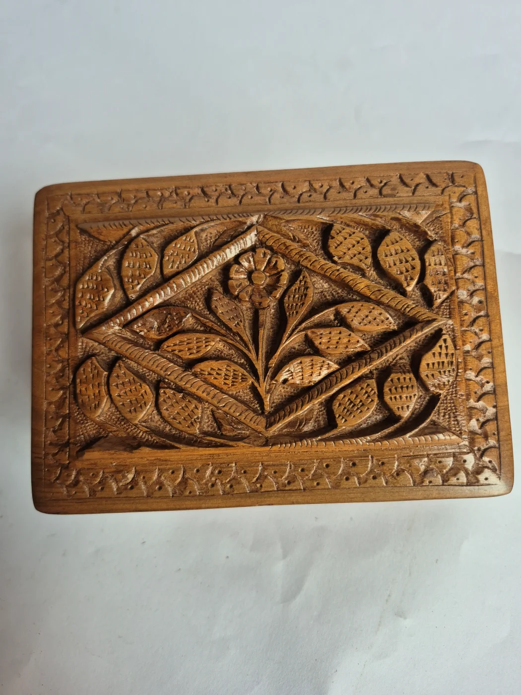 Kashmiri Hand Carved Walnut Wooden Box Muntaha - Image 5