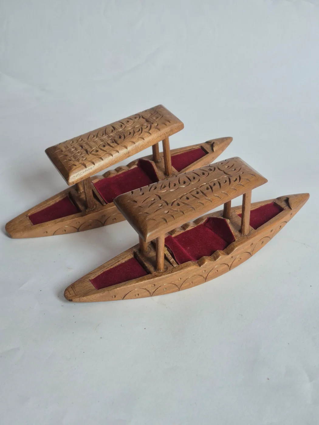 Set of 2 Hand Carved Walnut Wood Shikara Boat For Decor | Dal - Image 3