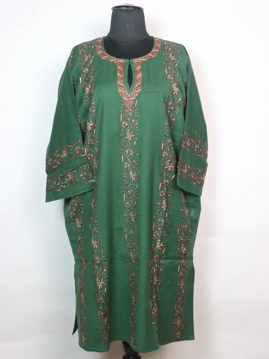 Kashmiri Pheran In Raffal Wool With Hand Sozni Embroidery | Green | Zubia