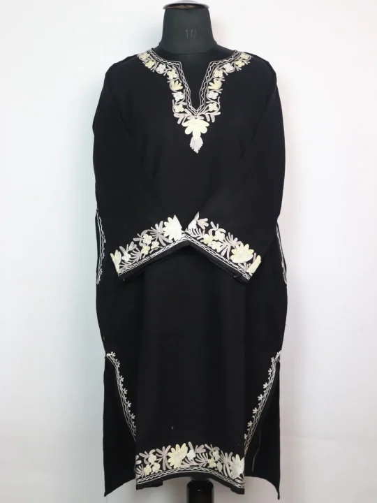 Black Kashmiri Pheran In Cashmilon wool With Aari Embroidery And Sleeve Point Work | Madiha