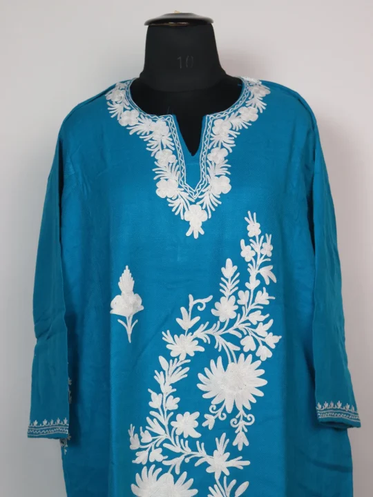 Blue Kashmiri Pheran In Cashmilon With Aari Embroidery Zartasha - Image 2