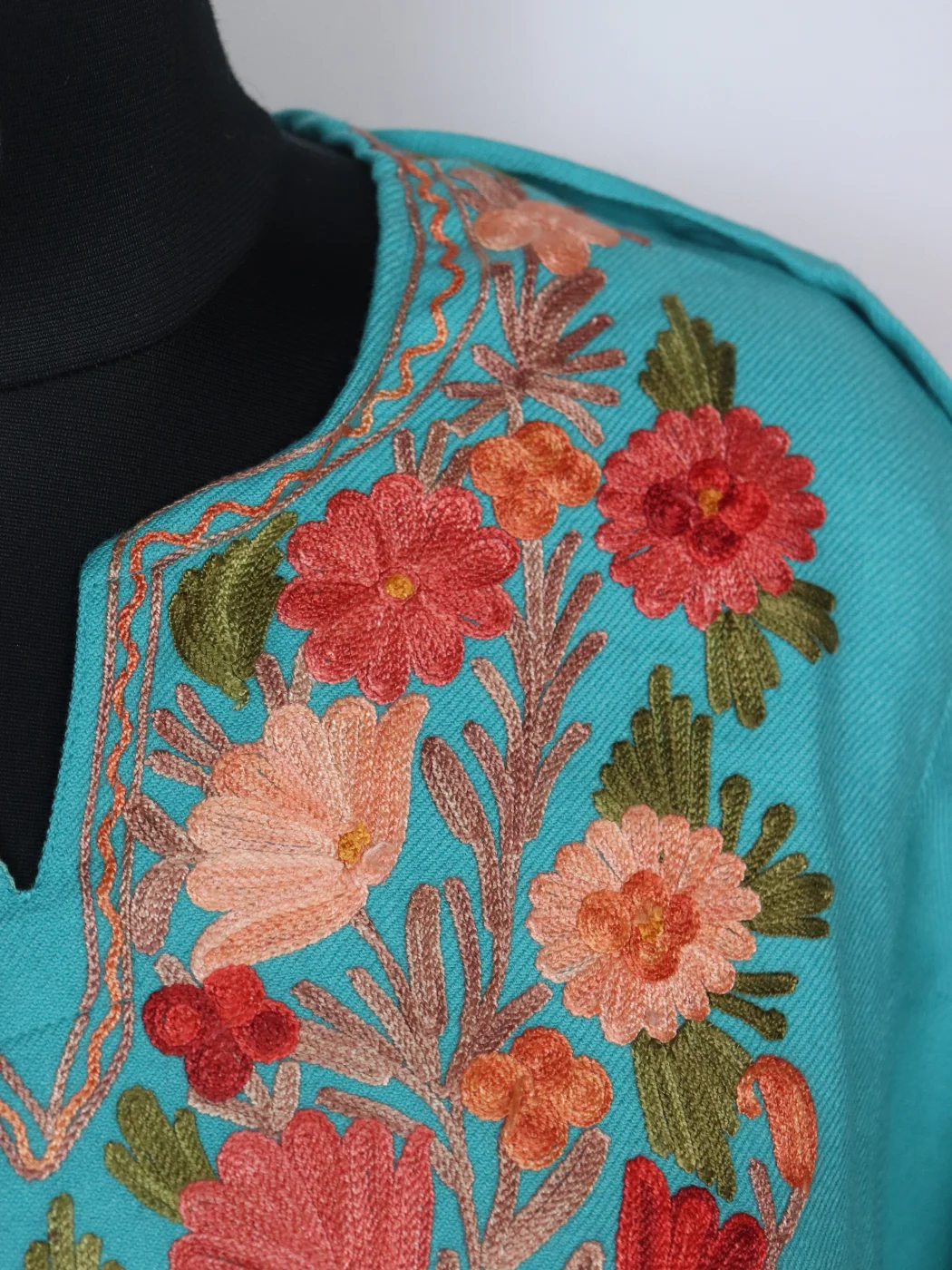 Zartasha Kashmiri Pheran In Turquoise Cashmilon With Aari Embroidery - Image 3