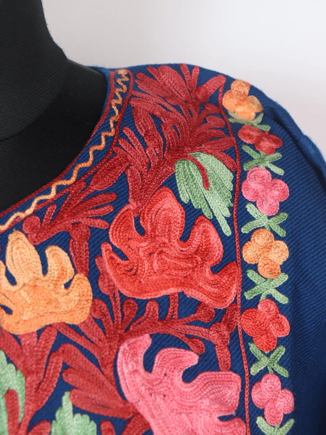 Blue Kashmiri Pheran In Cashmilon wool With Aari Embroidery | Parveena - Image 3