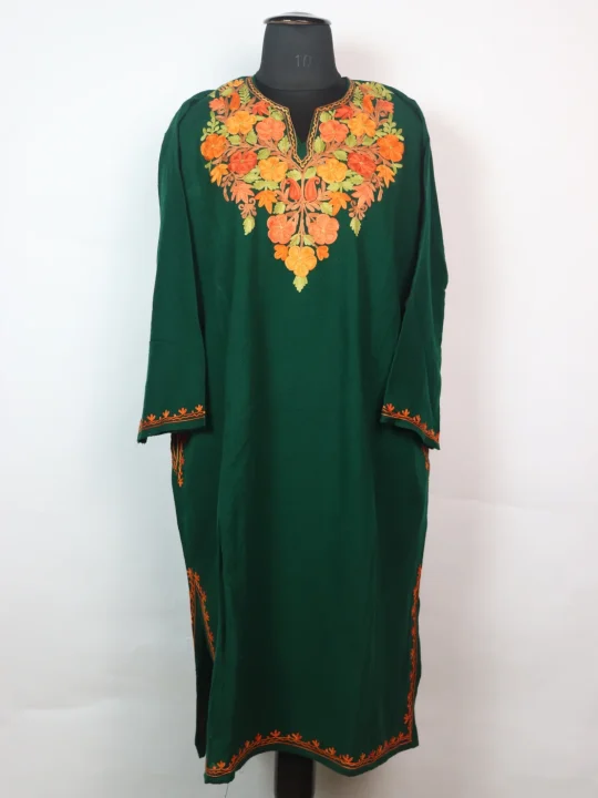 Green Kashmiri Pheran In Cashmilon wool With Aari Embroidery | Alishba