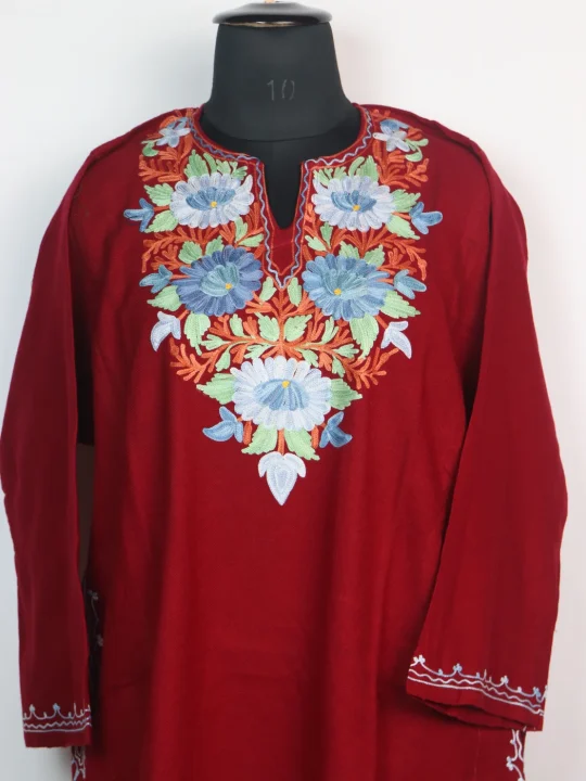 Maroon Kashmiri Pheran with Aari Embroidery in Cashmilon Wool | Ayesha - Image 2