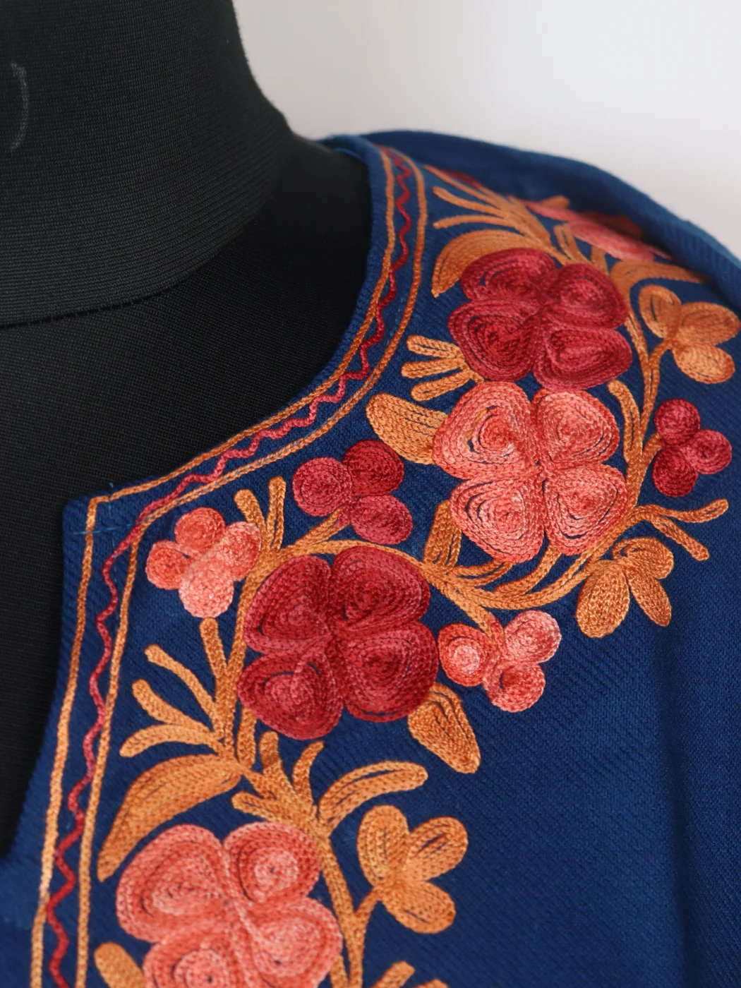 Insha Kashmiri Pheran In Cashmilon wool With Aari Embroidery | Blue - Image 3