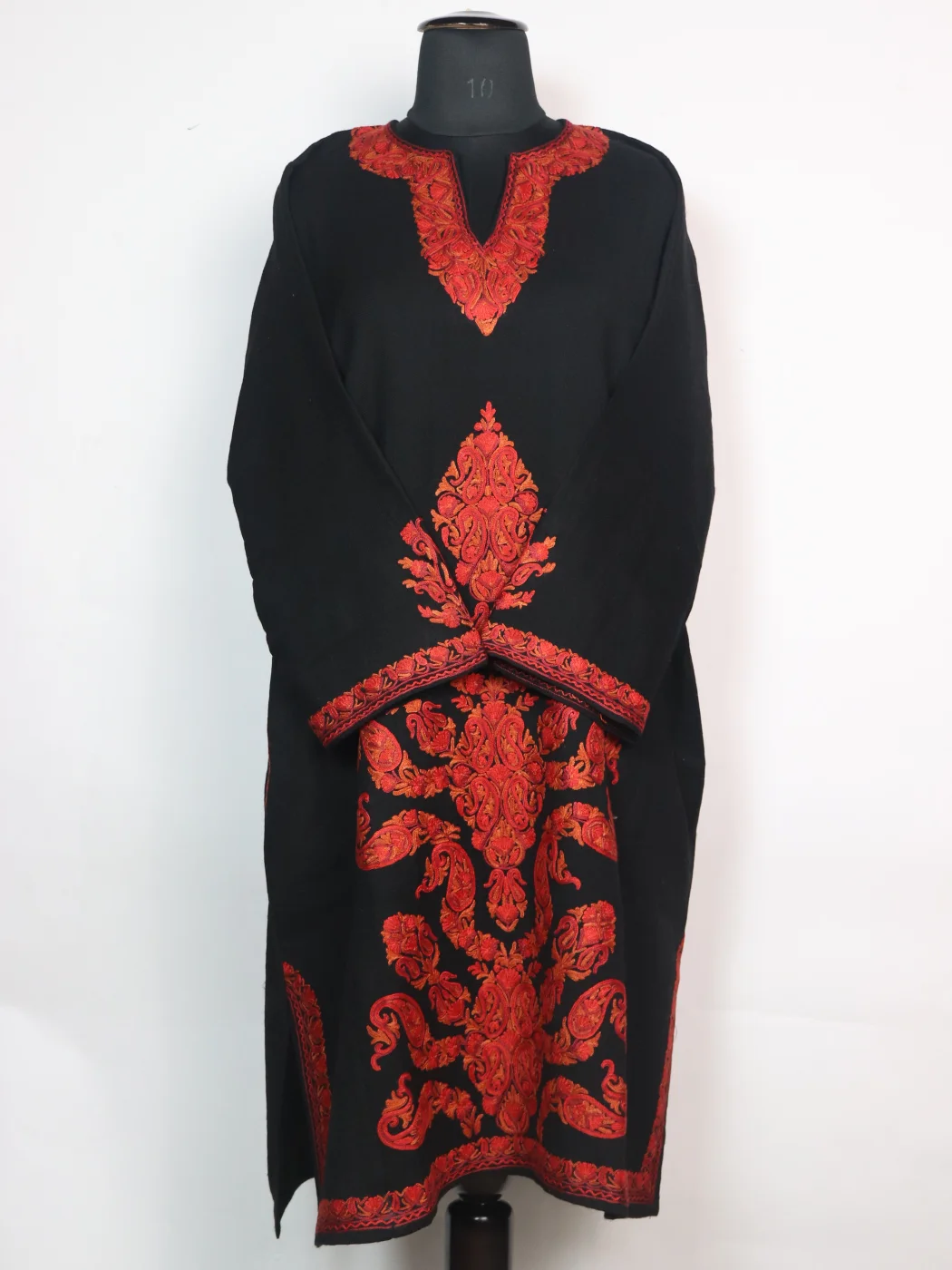 Urwa Kashmiri Pheran In Raffal Wool With Hand Aari Embroidery| Black
