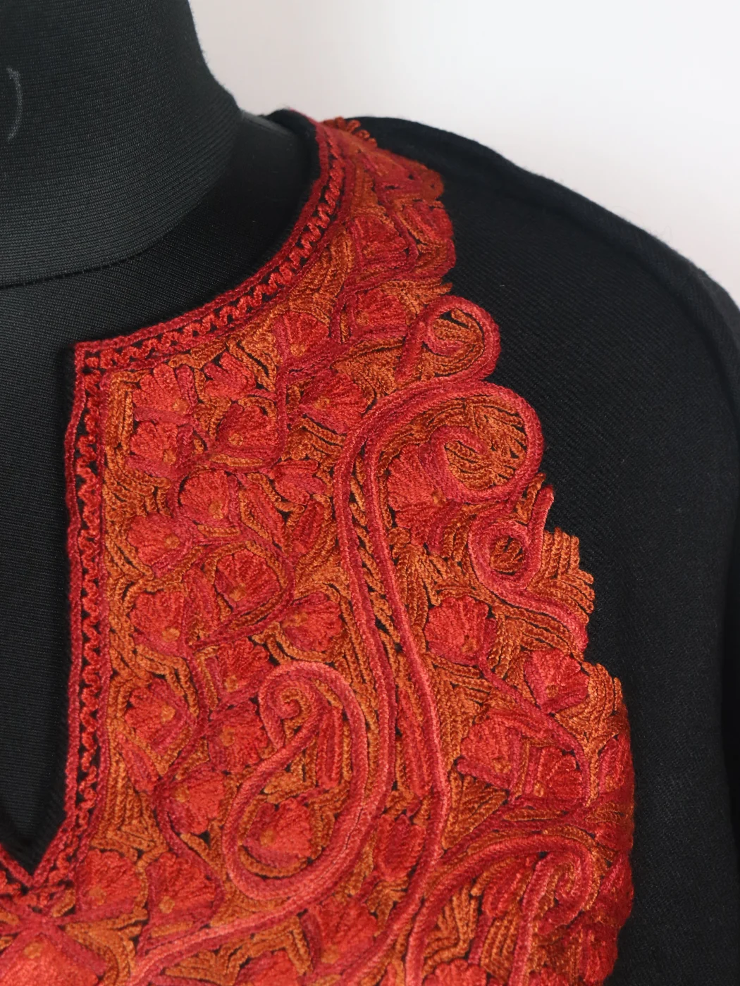 Black Kashmiri Pheran In Raffal Wool With Hand Aari Embroidery | Asma - Image 3