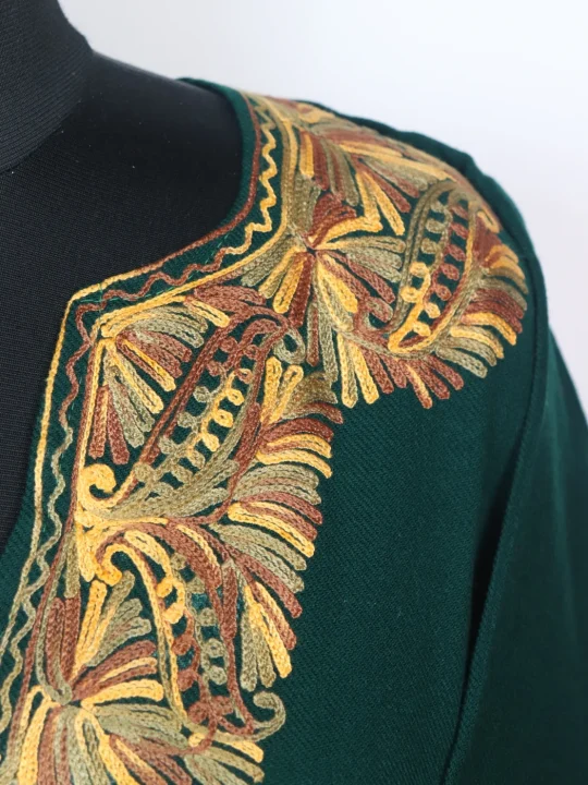 Isha Kashmiri Pheran In Dark Green Cashmilon With Aari Embroidery - Image 3