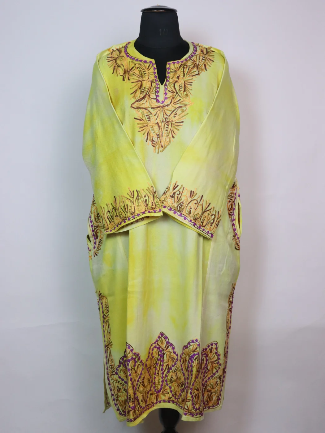 Isha Kashmiri Pheran In Cashmilon With Aari Embroidery Tie Dye | Yellow