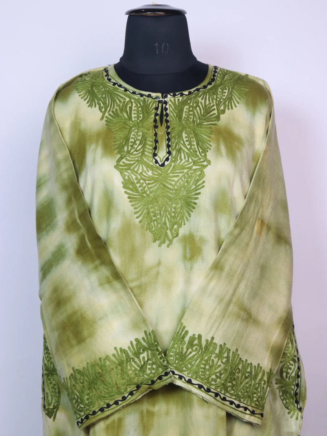 Tie Dye Kashmiri Pheran in Light Green Cashmilon With Aari Embroidery | Isha - Image 2