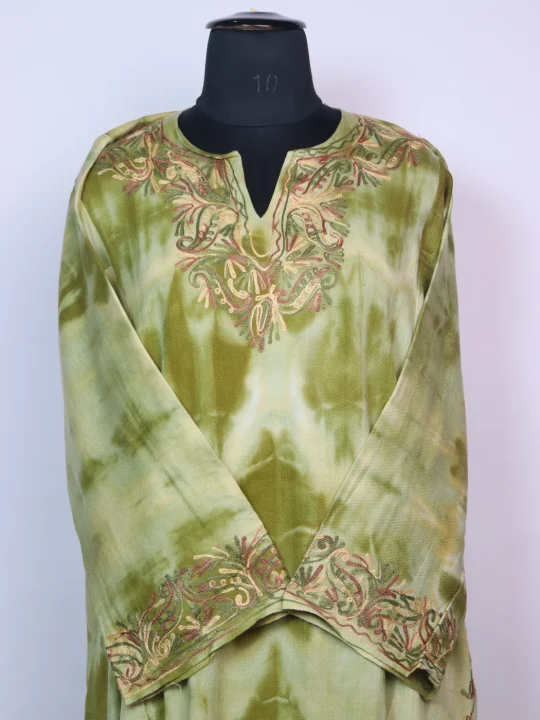 Kashmiri Pheran in Green Tie Dye Cashmilon With Aari Embroidery | Isha - Image 2