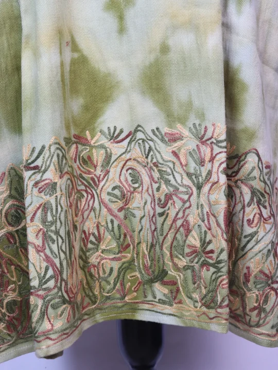 Kashmiri Pheran in Green Tie Dye Cashmilon With Aari Embroidery | Isha - Image 3
