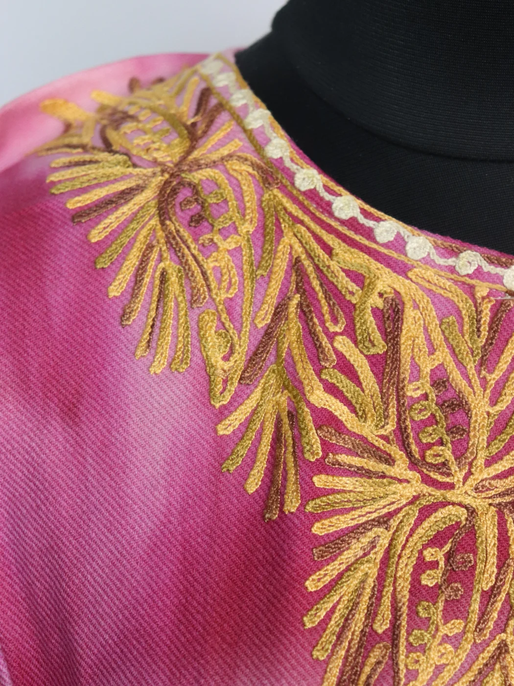 Kashmiri Pheran in Pink Tie Dye Cashmilon With Aari Embroidery | Isha - Image 4