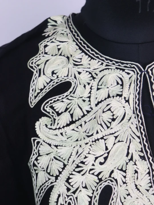 Kashmiri Pheran Insha In Black Cashmilon With Aari Embroidery - Image 3