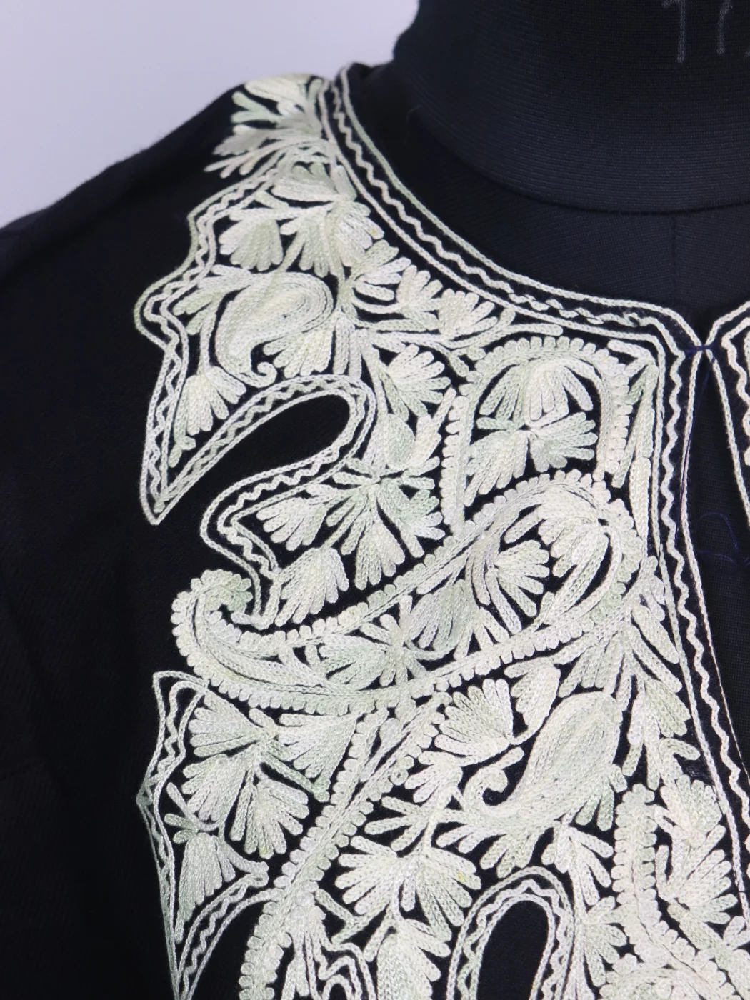 Kashmiri Pheran Insha In Black Cashmilon With Aari Embroidery - Image 3