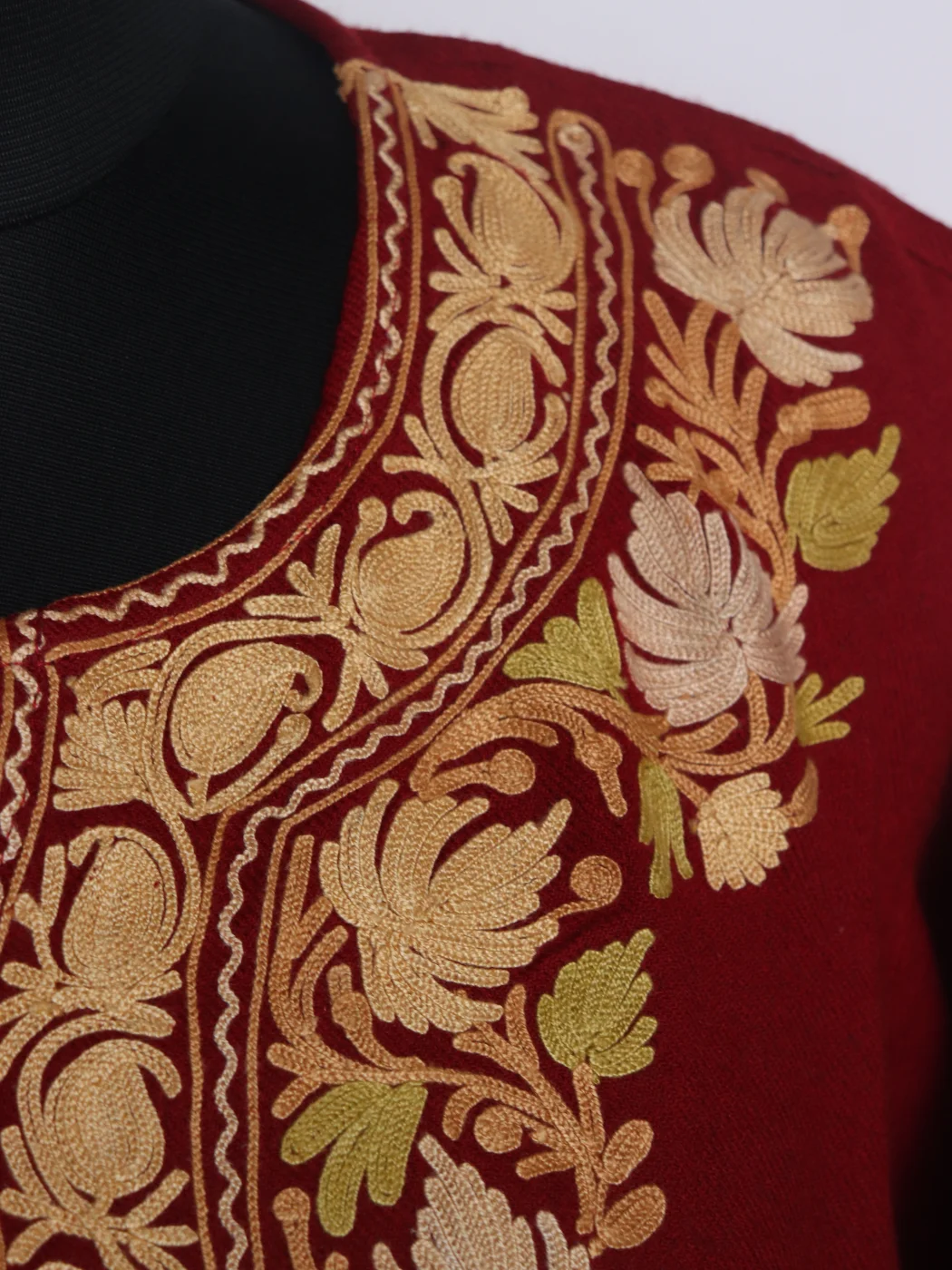 Madiha Kashmiri Pheran Set With Trouser In Raffal Wool With Aari Embroidery | Maroon - Image 3