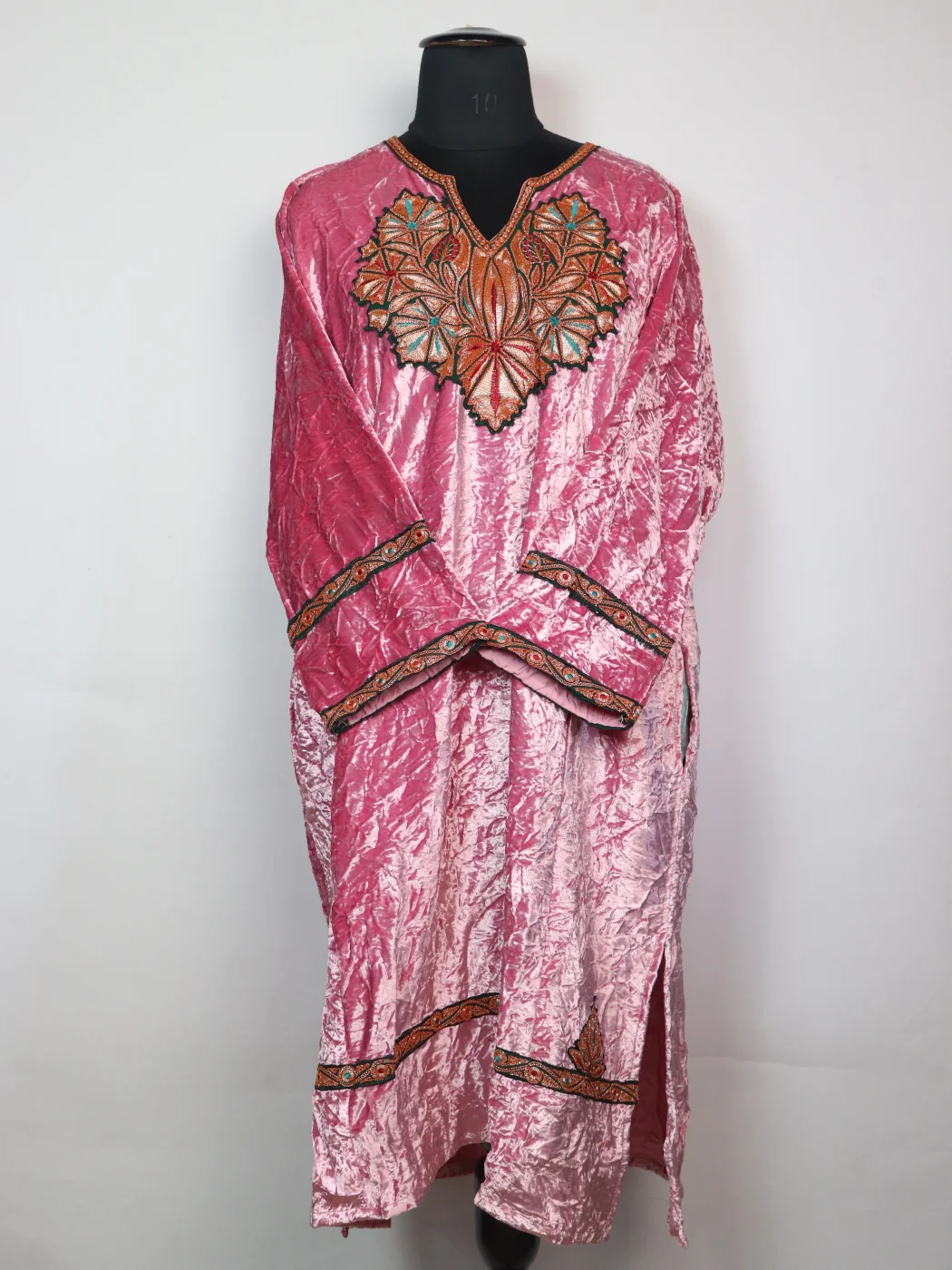 Kashmiri Pheran Ziyaa In Pink Crush Velvet With Tilla Patch
