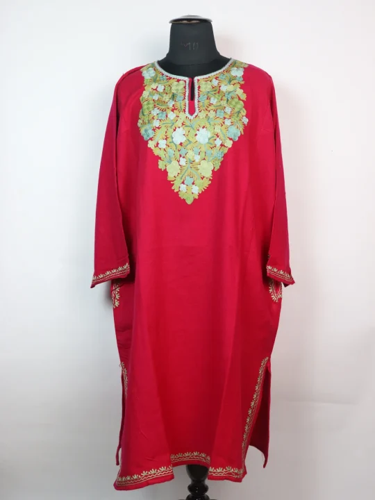 Kashmiri Pheran in Pink Cashmilon with Aari Embroidery | Suhaila