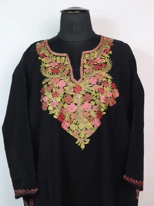 Nusheen Kashmiri Pheran in Black Cashmilon with Aari Embroidery - Image 2
