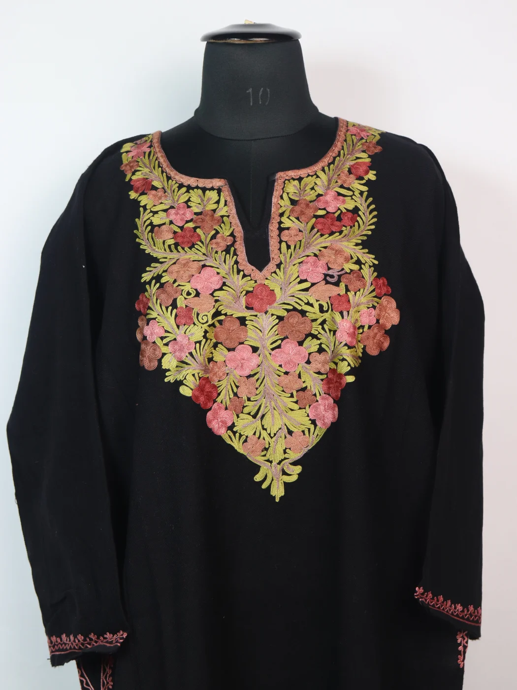 Nusheen Kashmiri Pheran in Black Cashmilon with Aari Embroidery - Image 2