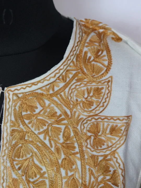 Kashmiri Pheran Afsana in White Cashmilon with Aari Embroidery - Image 3