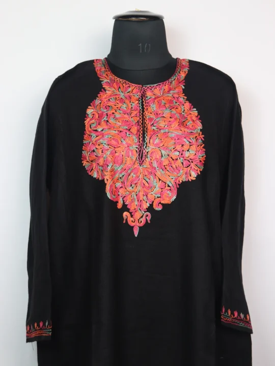 Kashmiri Pheran Shagufta in Black Cashmilon with Aari Embroidery - Image 2