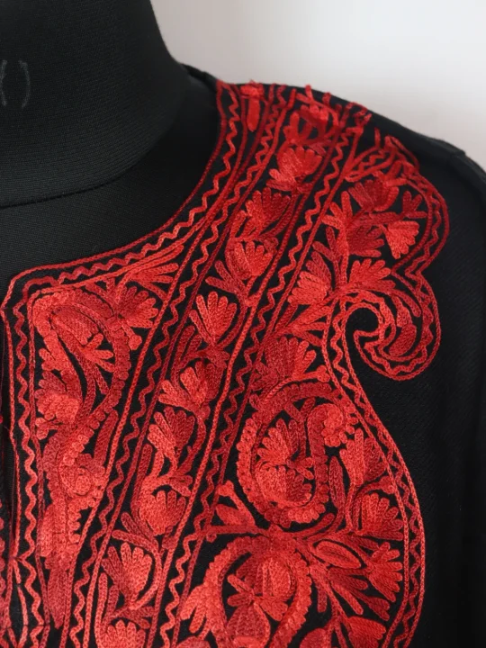 Kashmiri Pheran in Black Cashmilon with Aari Embroidery | Bushra - Image 3