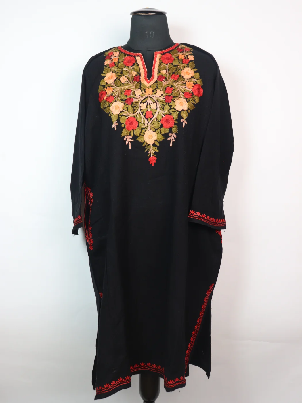 Shumaila Kashmiri Pheran in Black Cashmilon with Aari Embroidery