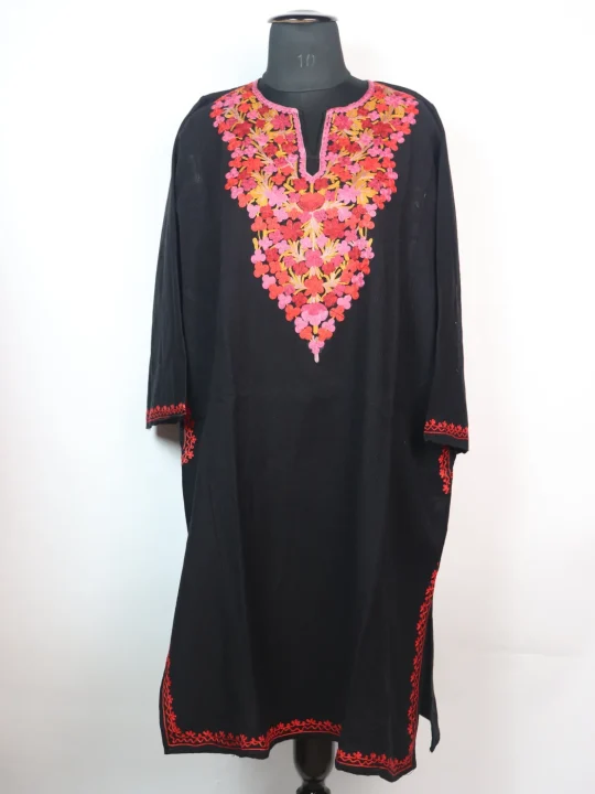 Rameesa Kashmiri Pheran in Black Cashmilon with Aari Embroidery