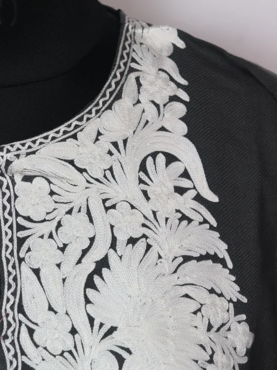 Asma Kashmiri Pheran in Grey Cashmilon with Aari Embroidery - Image 3