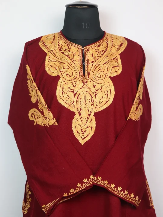Maroon Kashmiri Pheran in Cashmilon with Sleeve Boothi Aari Work | Munaza - Image 2