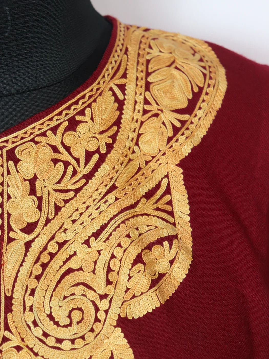 Maroon Kashmiri Pheran in Cashmilon with Sleeve Boothi Aari Work | Munaza - Image 3