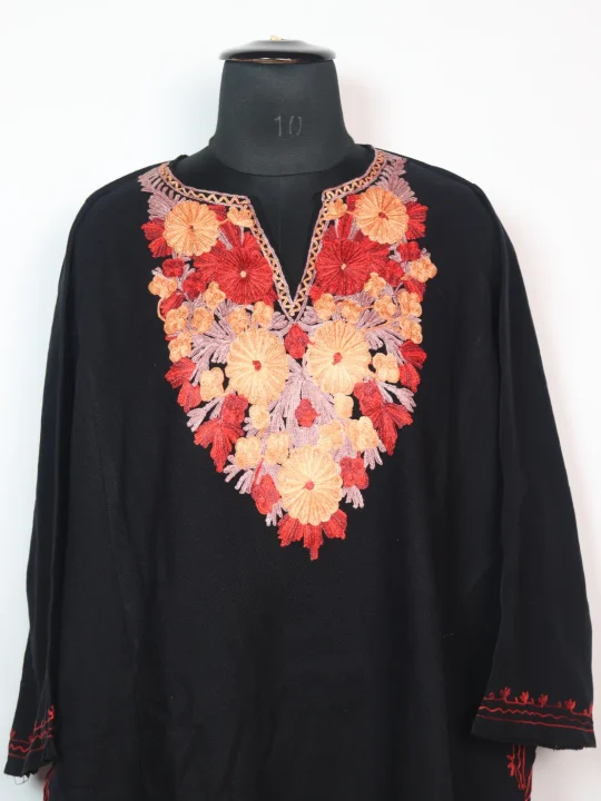 Fauzia Kashmiri Pheran in Black Cashmilon with Aari Embroidery - Image 2