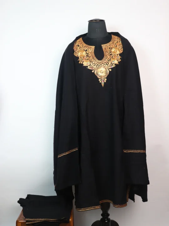 Qudsia Kashmiri Pheran in Black Cashmilon with Tilla Work – 3pc Set