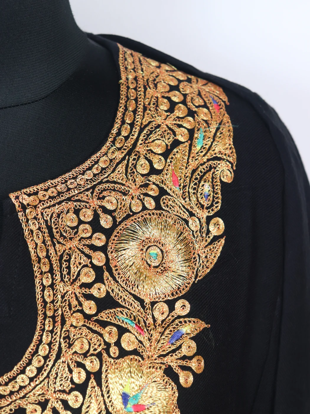 Qudsia Kashmiri Pheran in Black Cashmilon with Tilla Work – 3pc Set - Image 3