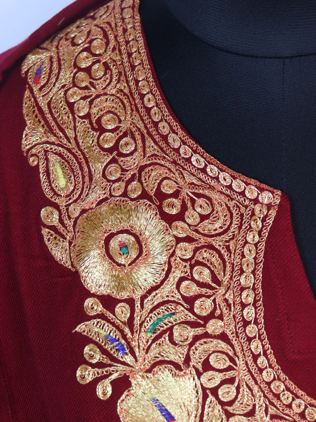 Husnara Kashmiri Pheran with Tilla Work in Cashmilon | 3pc Set | Maroon - Image 3