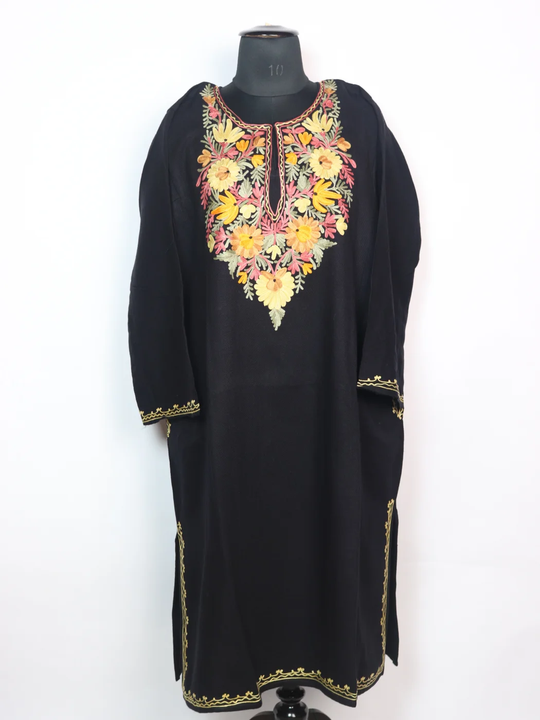 Fahmida Kashmiri Pheran in Black Cashmilon With Aari Work