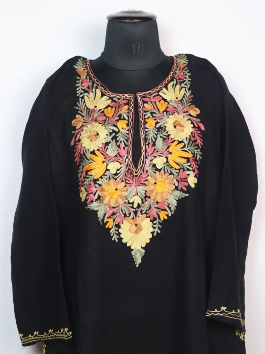 Fahmida Kashmiri Pheran in Black Cashmilon With Aari Work - Image 2