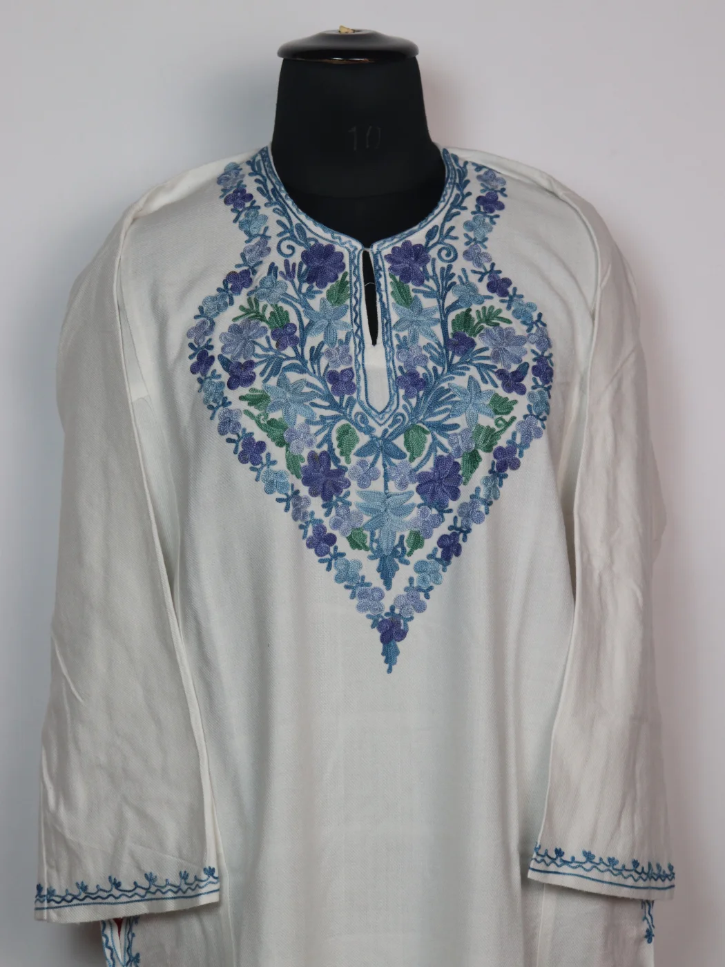 Uzma Kashmiri Pheran in White Cashmilon With Aari Work - Image 2