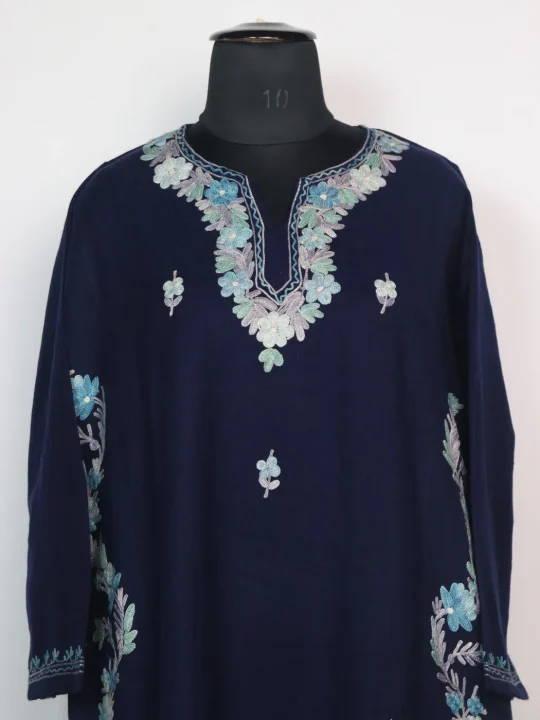 Bazila Kashmiri Pheran Navy Blue Cashmilon With Side Panel Aari Embroidery - Image 2