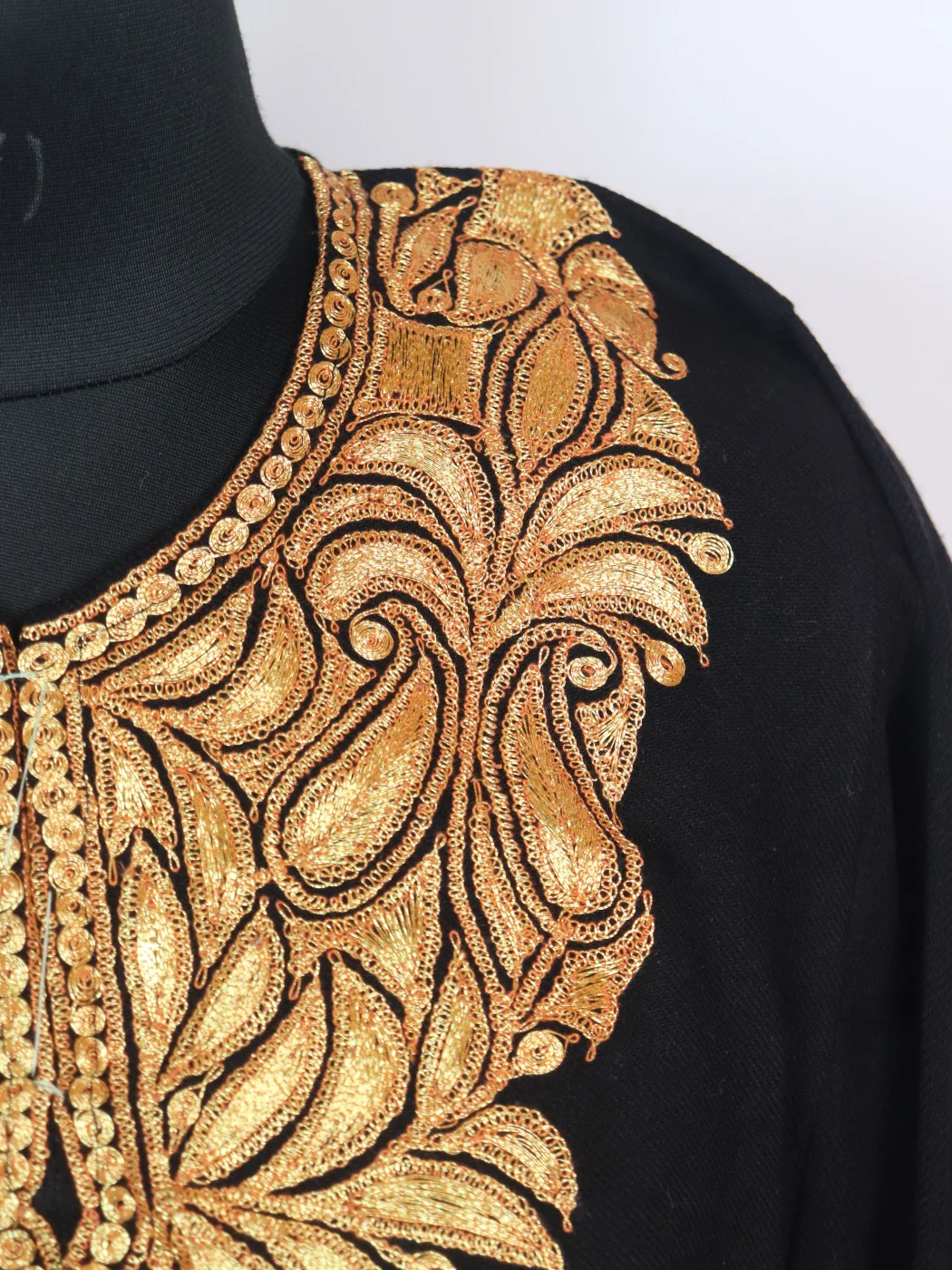 Kashmiri Pheran In Black Cashmilon With Botte Tilla Work | Nashwa - Image 3