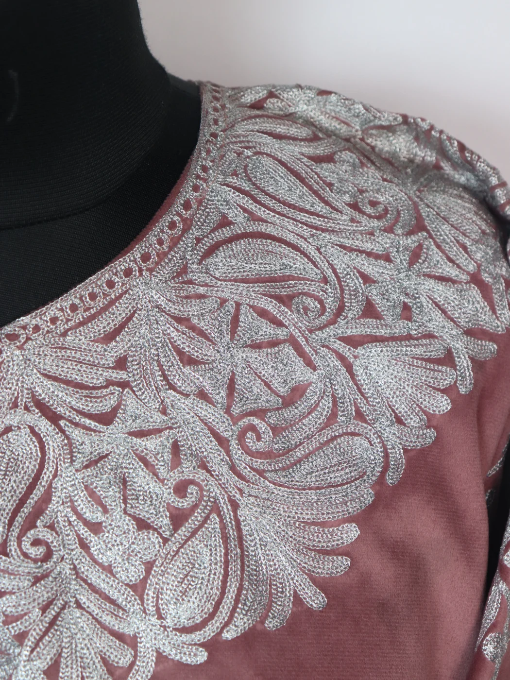 Kashmiri Pheran in Dusty Pink Makhmal with Zari Work | Ruqayya - Image 3