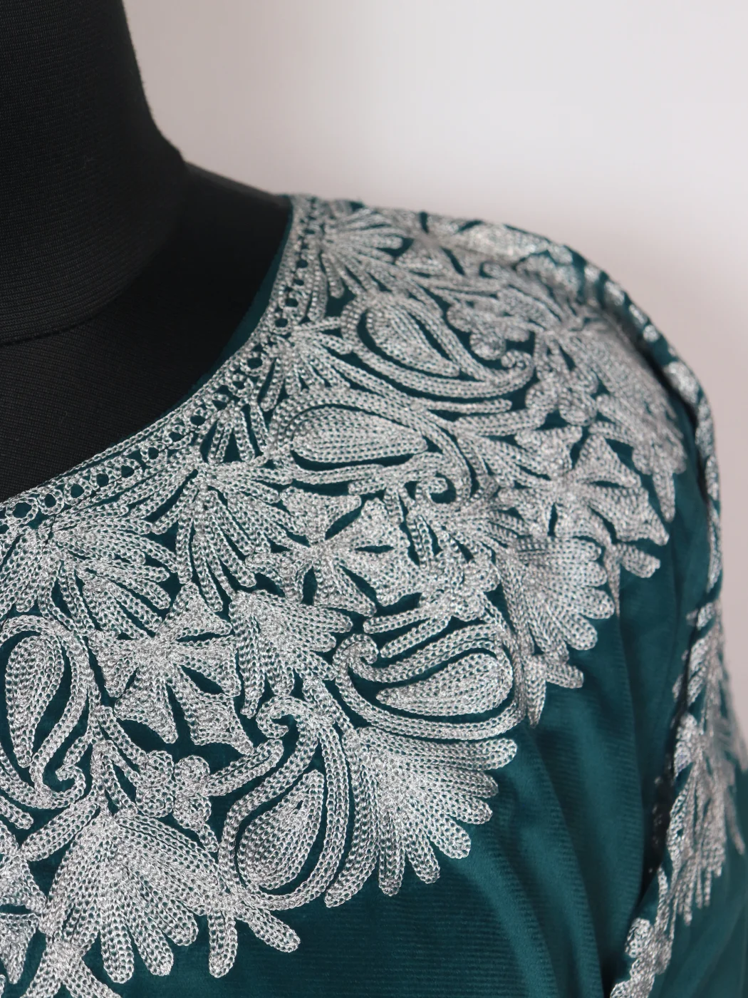 Nayab Kashmiri Pheran in Teal Green Makhmal with Zari Work - Image 3
